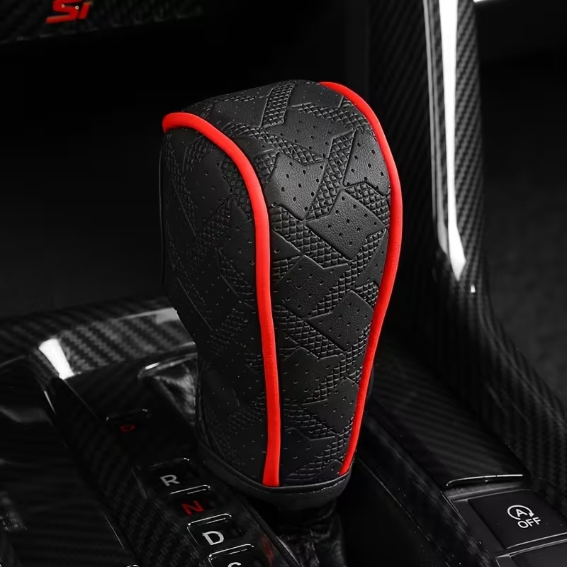 جراف فتيس جلد فتحة أمامية لون اسود بحرف احمر